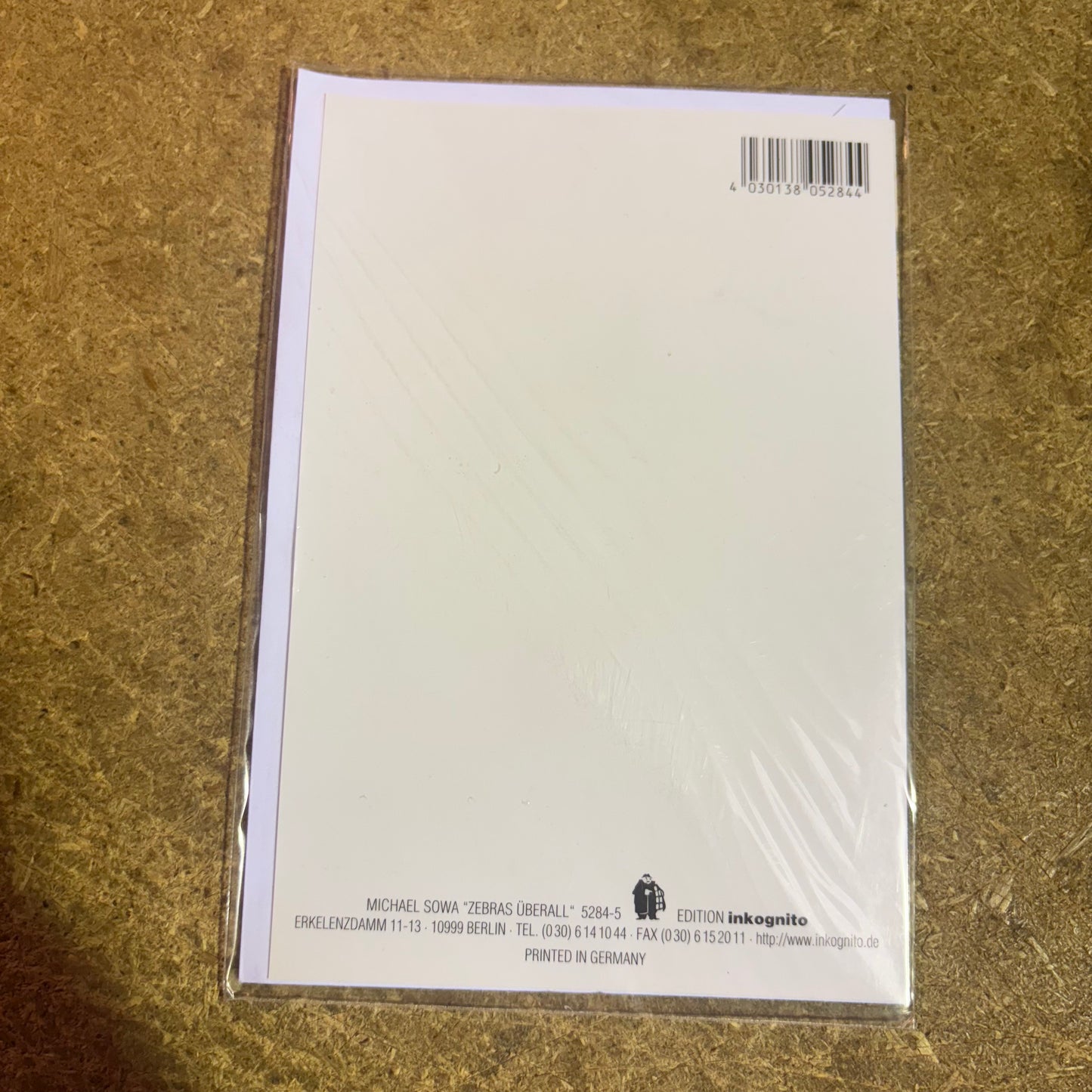 Inkognito Greeting Card 5284