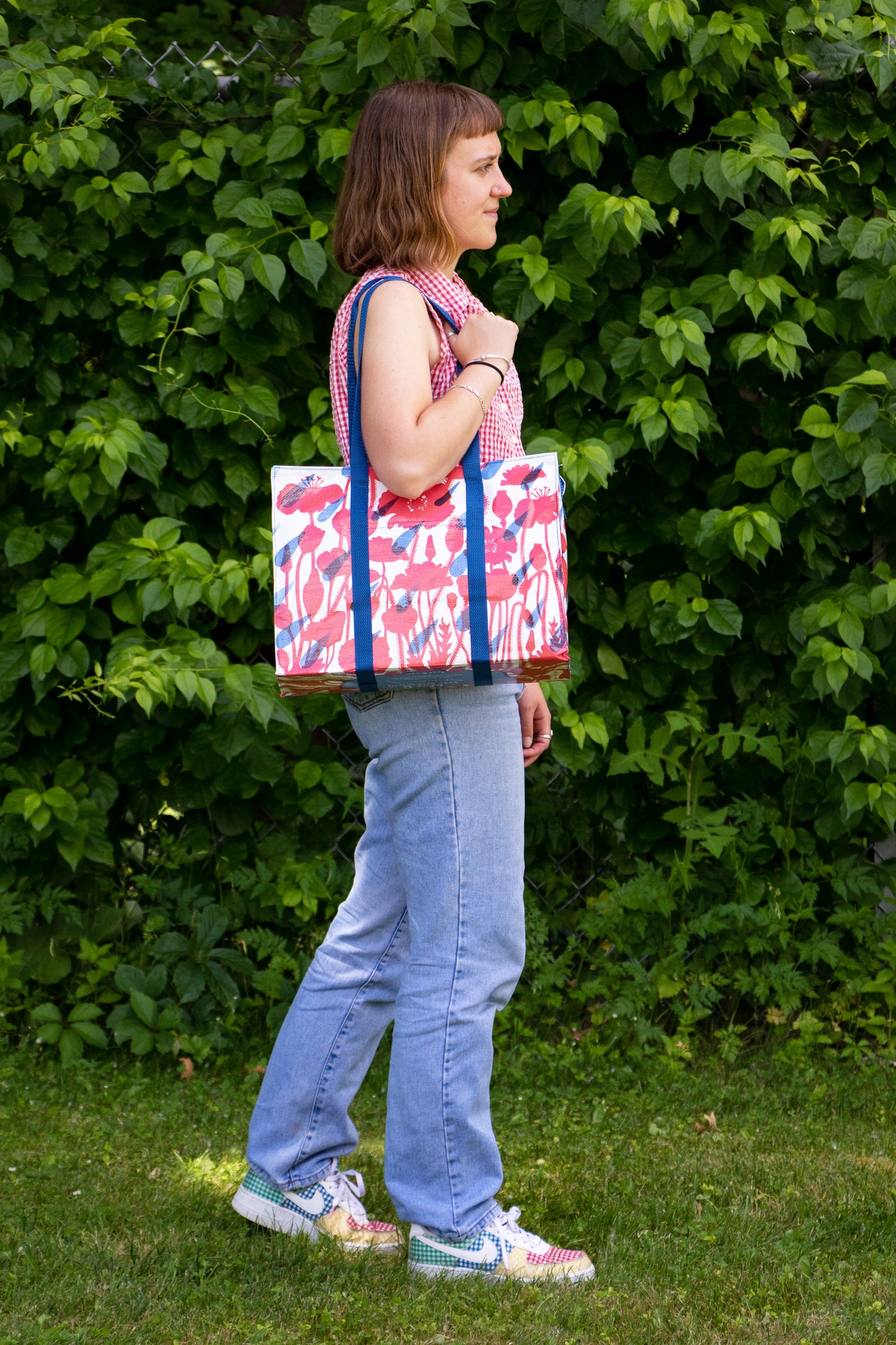 QA666 Flower Shower Shoulder Tote