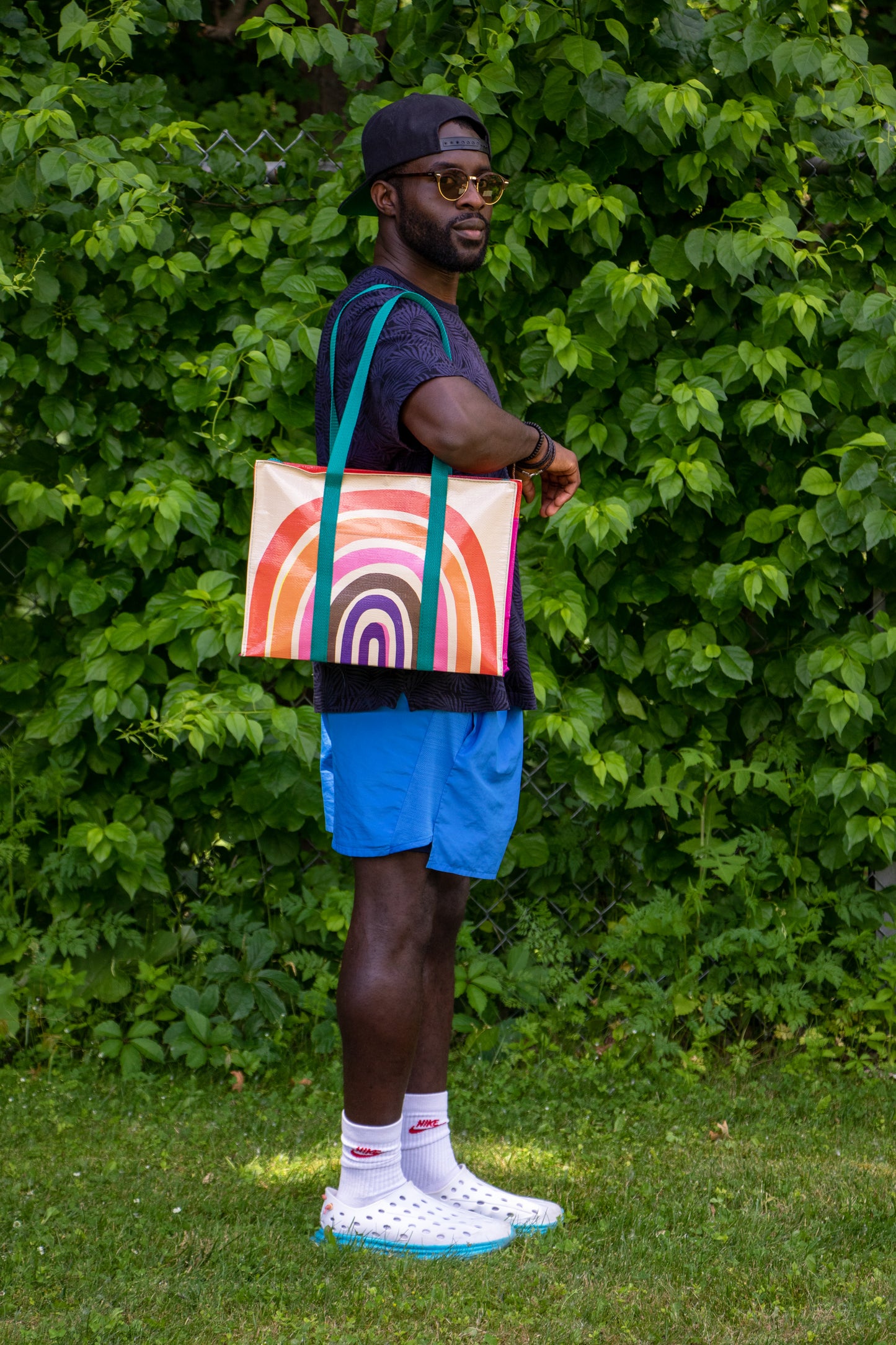 QA672 Rainbow Shoulder Tote