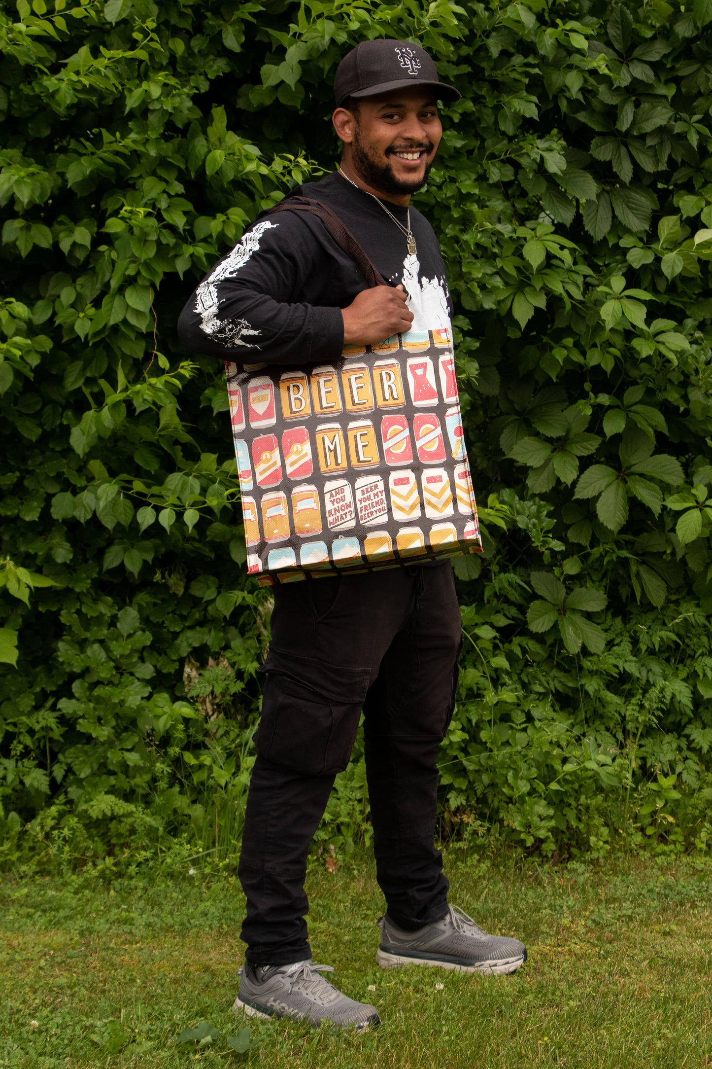 QA844 Beer Me Shopper
