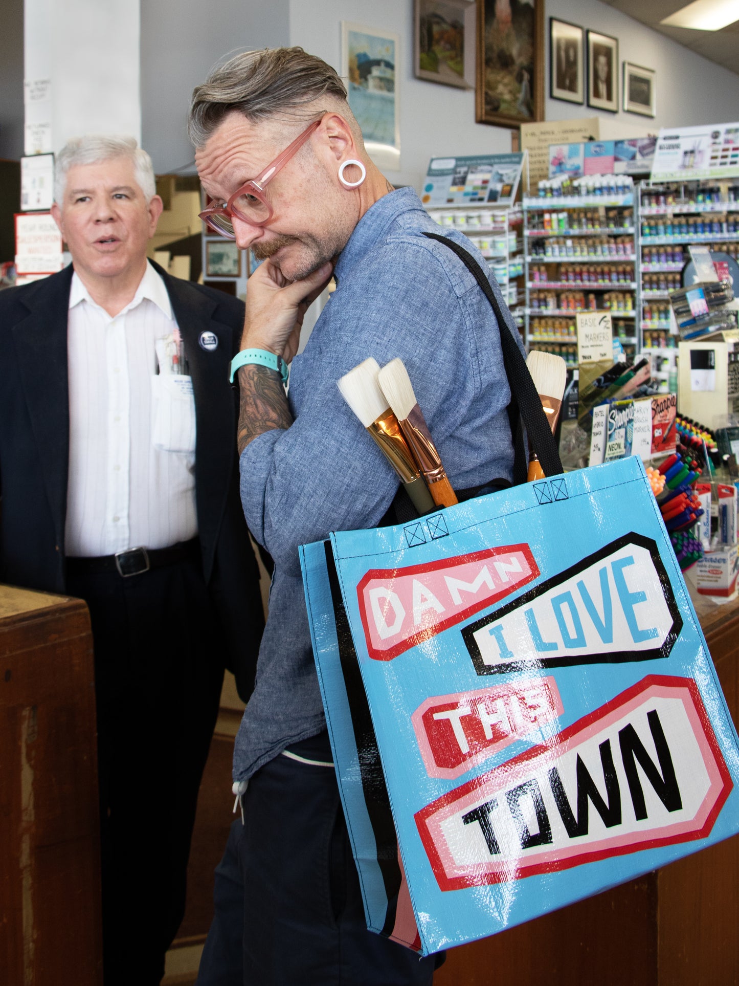 QA851 Damn, I Love This Town Shopper - NEW!