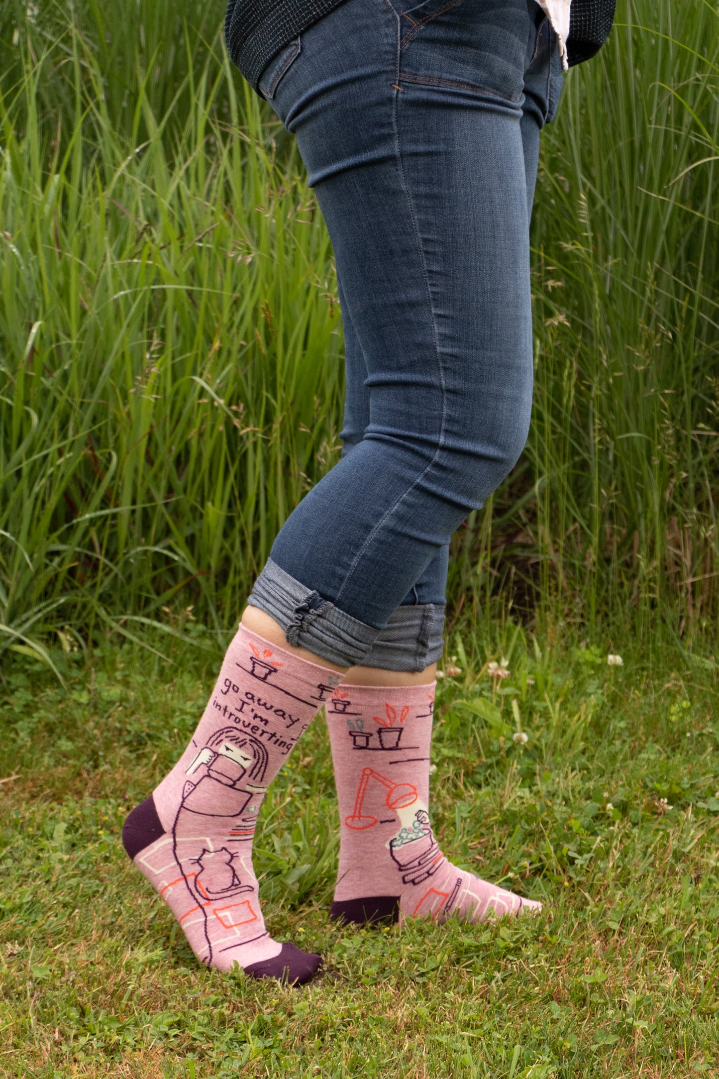SW504 Go Away Introverting Women's Socks
