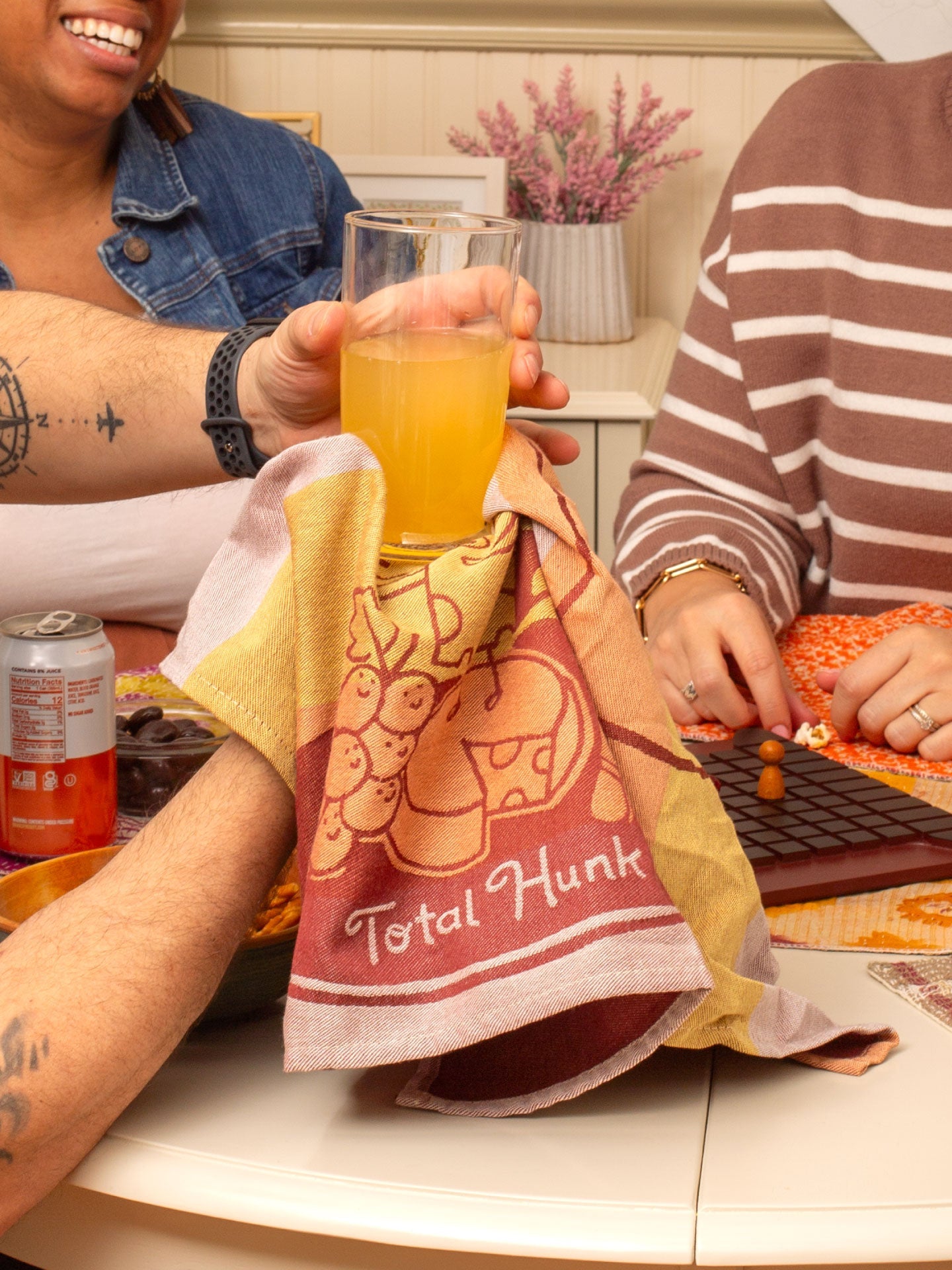 WW640 Total Hunk Dish Towel