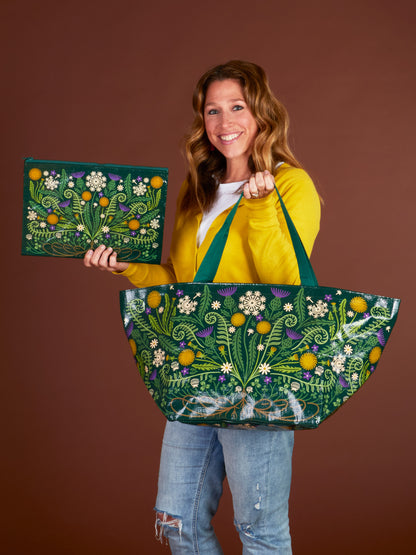 QA1126 Wild Bloom Jumbo Pouch