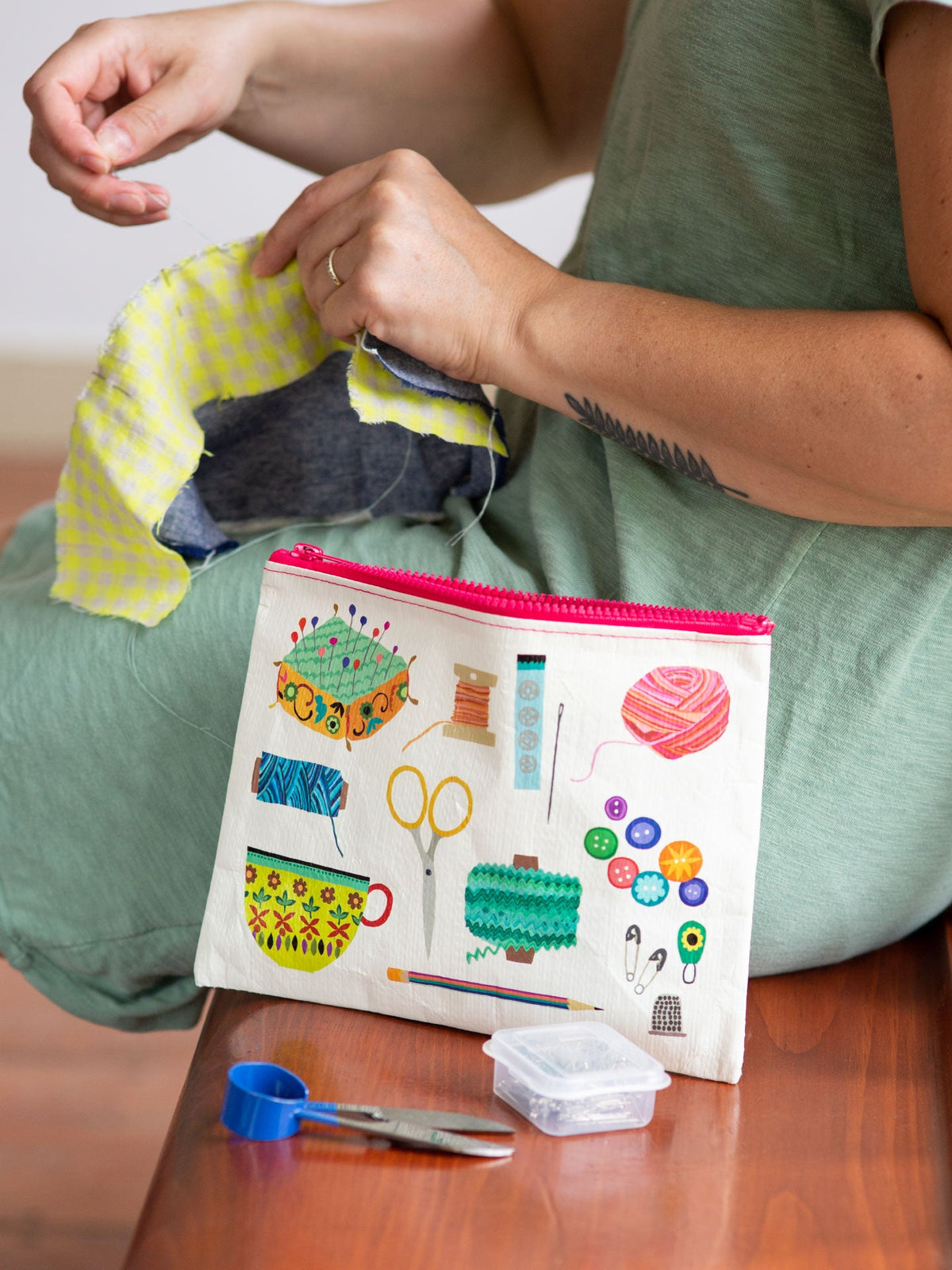 Sewing Kit Zipper Pouch - new! by Blue Q – image 3