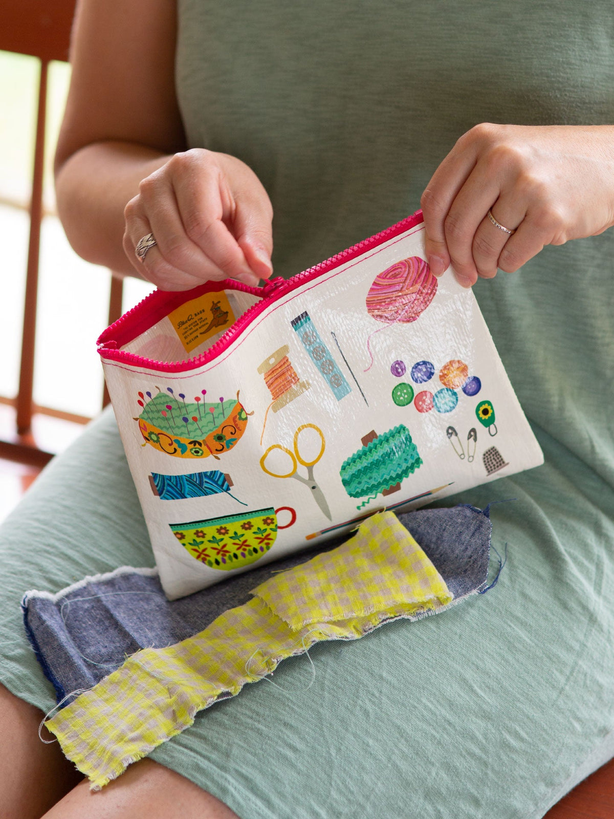 Sewing Kit Zipper Pouch - new! by Blue Q – image 4