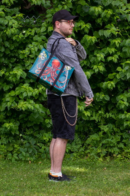 QA651 Octopus Shoulder Tote