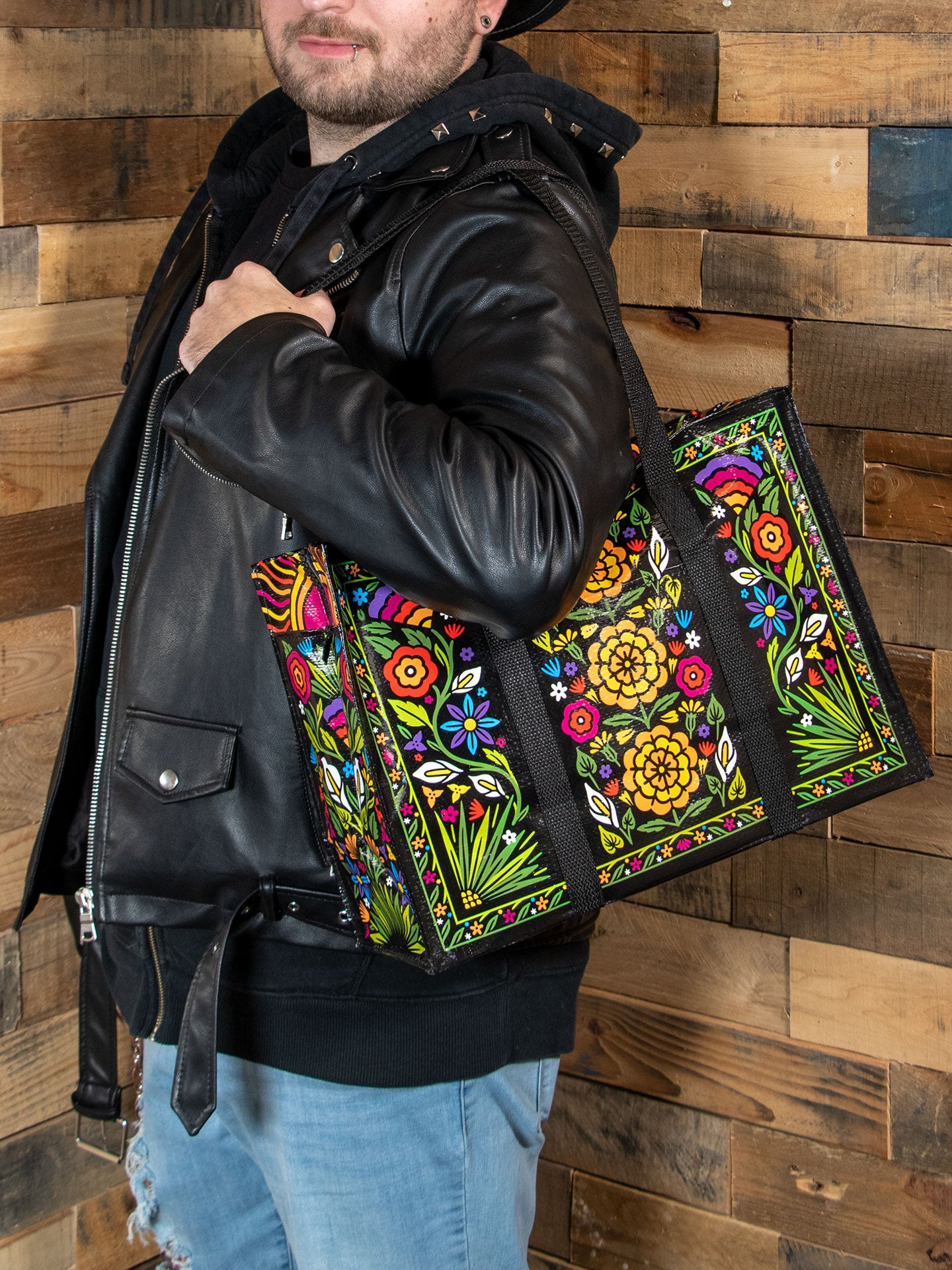 QA673 Flower Fest Shoulder Tote - new!