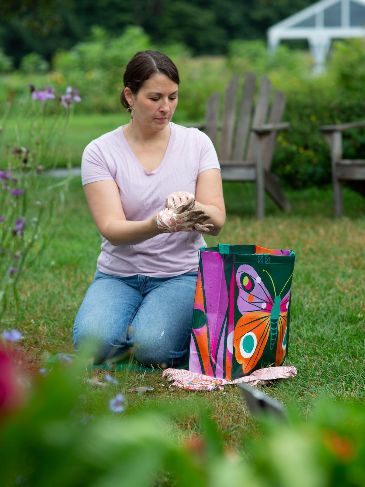 Big Butterfly Shopper by Blue Q – image 8