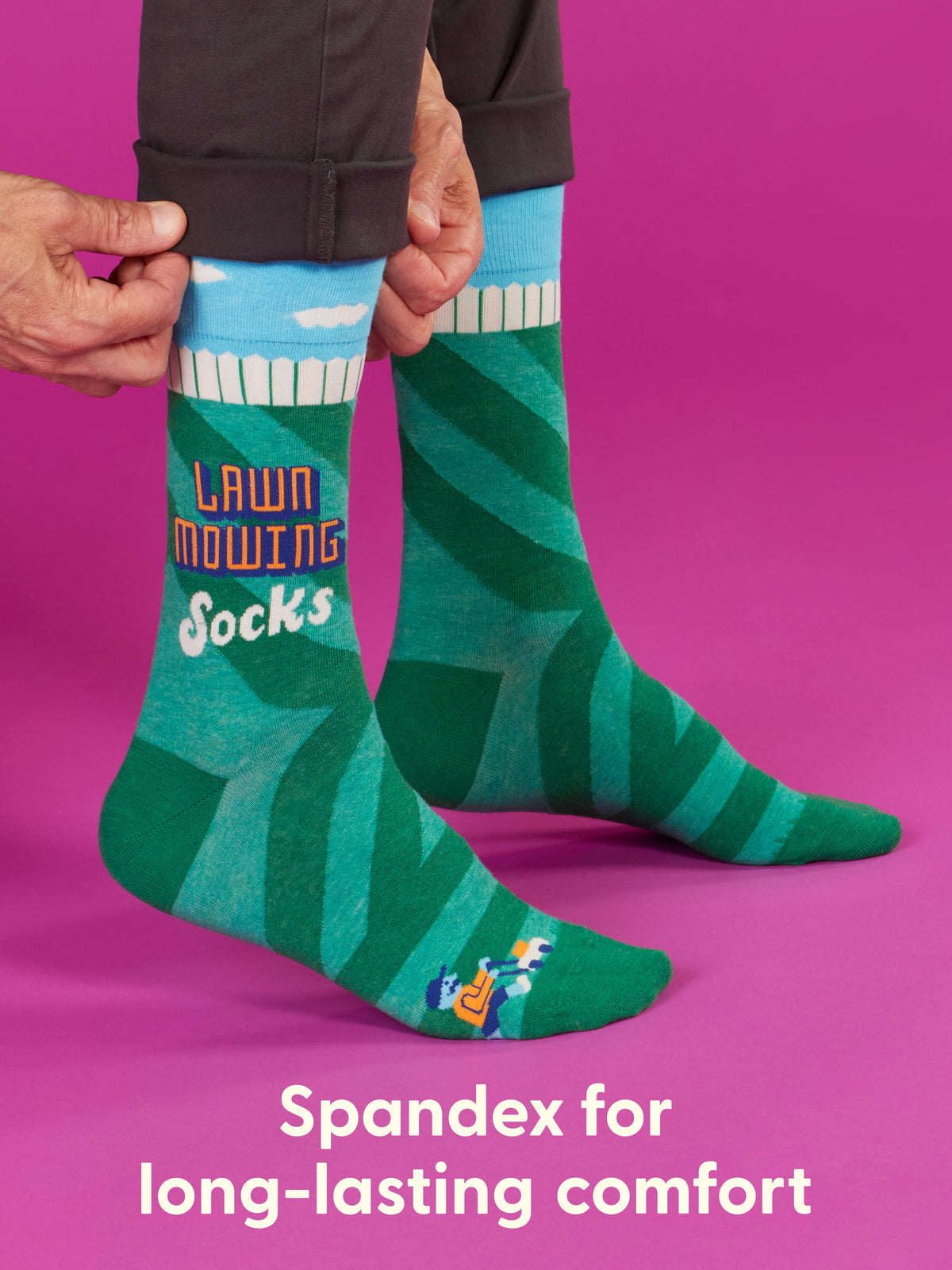Lawn Mowing Socks Men's Socks by Blue Q – image 7