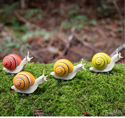 13097 Racing Snails