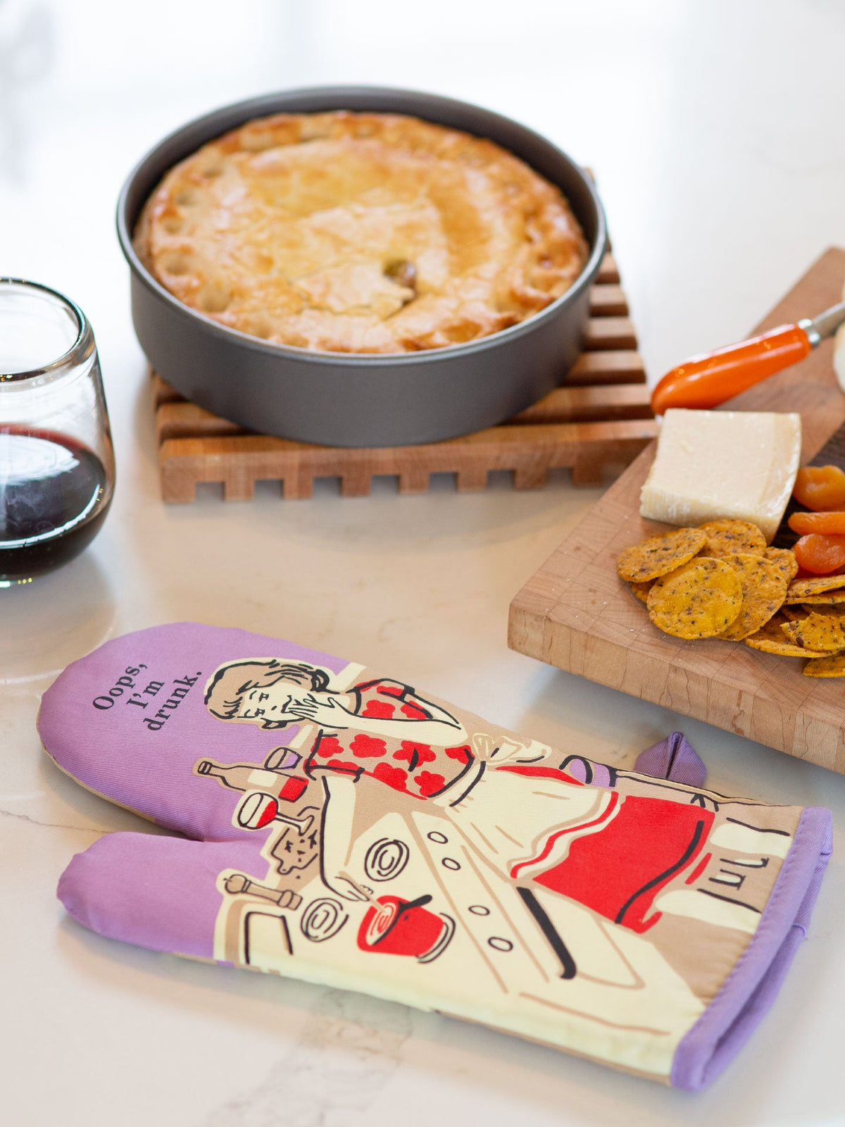 Oops, I'm Drunk Oven Mitt by Blue Q – image 13