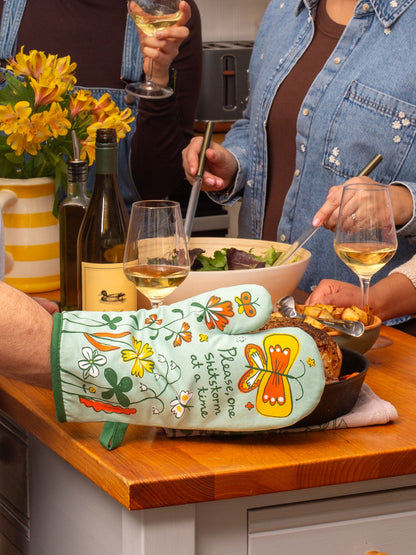 Shitstorm Oven Mitt by Blue Q – image 3