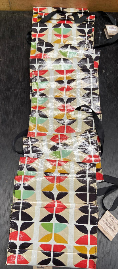 Clearance Bundle 7  - 33 cross body bags