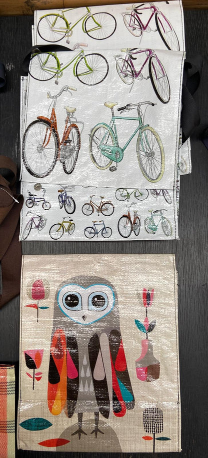Clearance Bundle 8  - 13 messenger bags